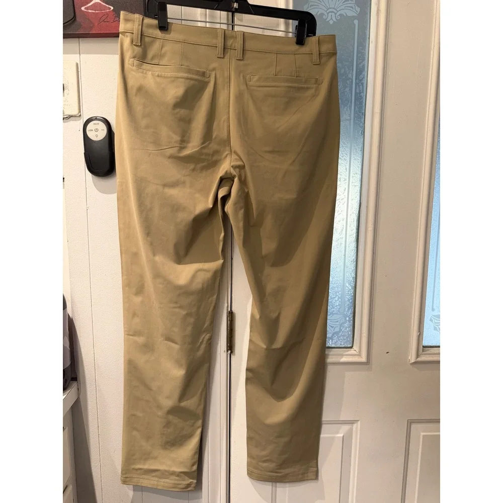 Quince Ultra-Stretch 24/7 Smart Chino Pants Mens 35x32 Khaki Tan Golf Casual